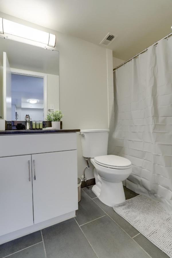 Stylish And Charming Apartment In Pentagon City Арлингтън Екстериор снимка