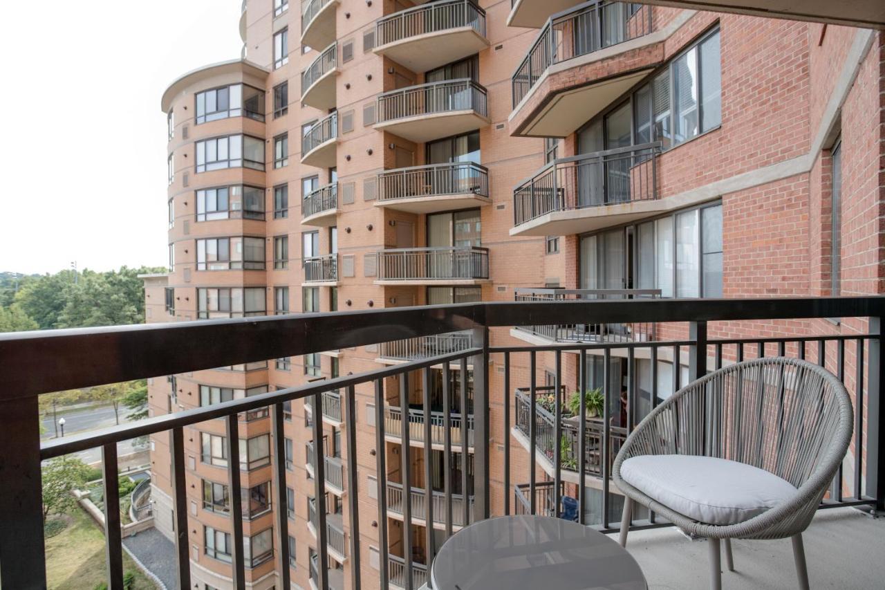 Stylish And Charming Apartment In Pentagon City Арлингтън Екстериор снимка