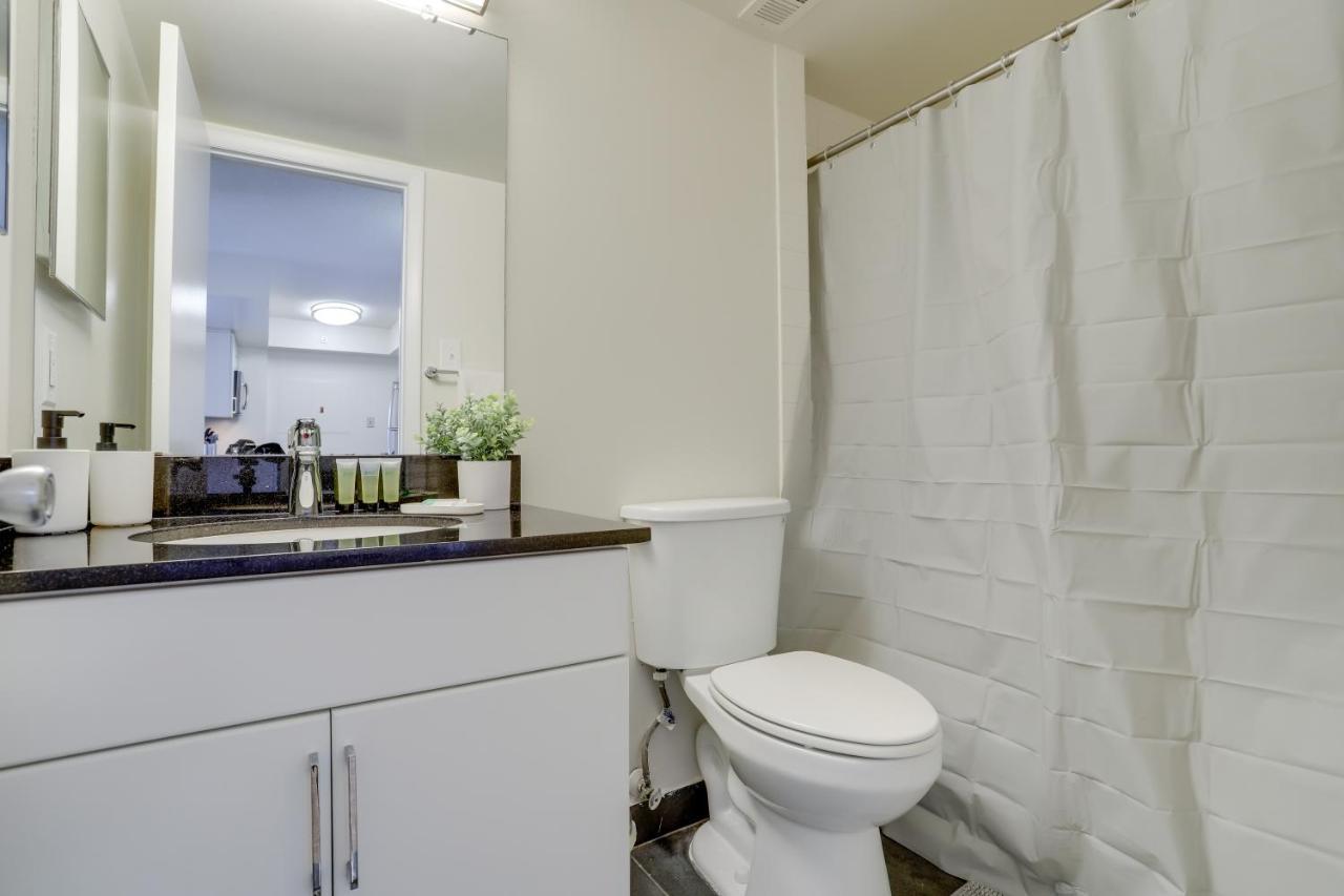 Stylish And Charming Apartment In Pentagon City Арлингтън Екстериор снимка